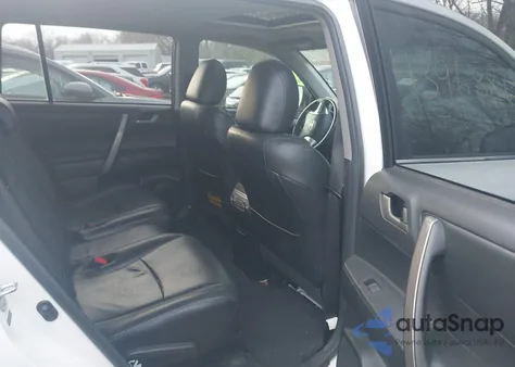 2011 Toyota Highlander Se V6 из США, поврежденный, VIN 5TDBK3EH1BS052174